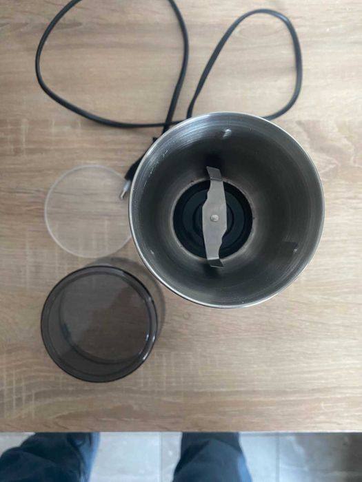 Електрическа кафемелачка Aigostar 300105RYH Втора употреба