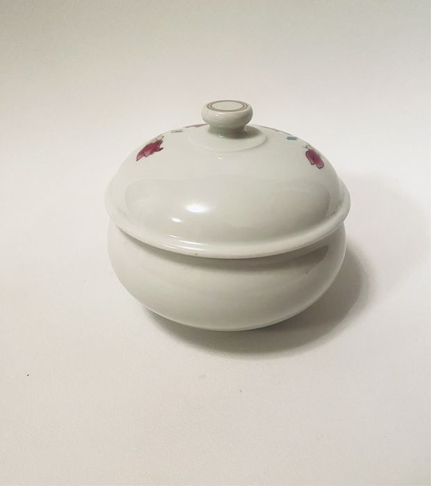 Сахарница с магнолиями