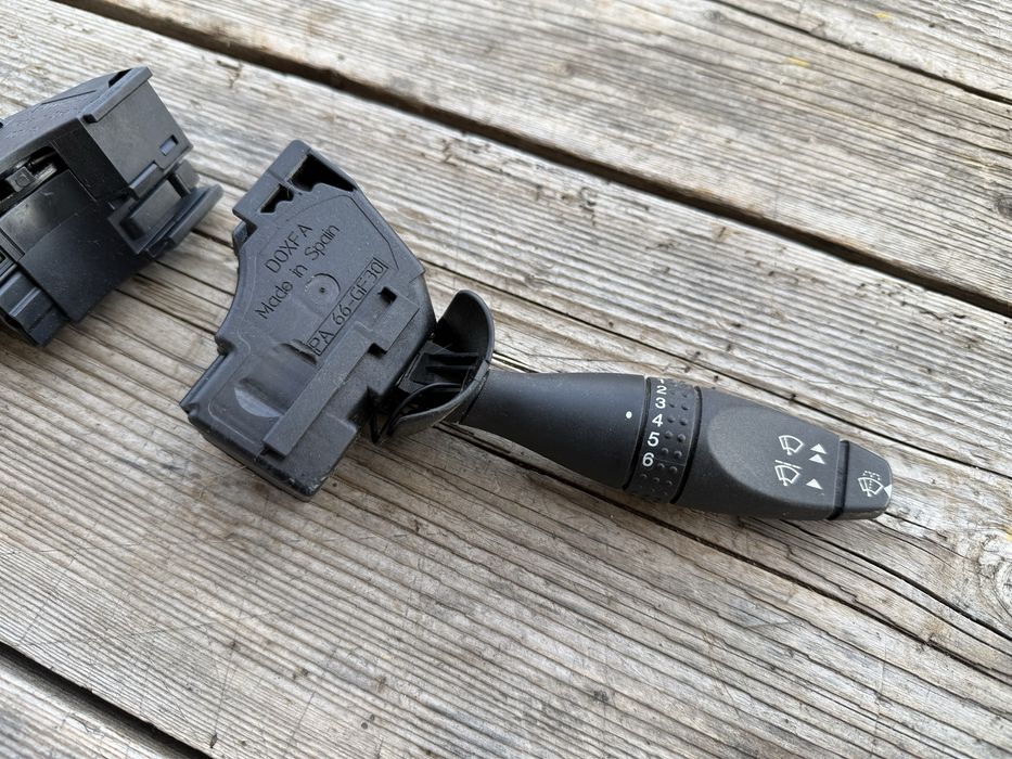 Maneta semnalizare stergatoare ford fiesta fusion