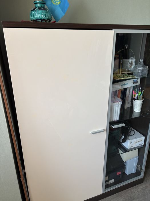 Шкаф для книг и прочее