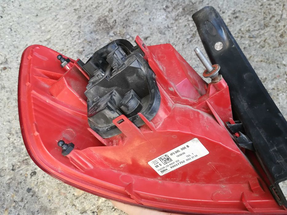 Audi A6 C6 4f Ауди А6 Ц6 4ф стопове стоп ляв десен