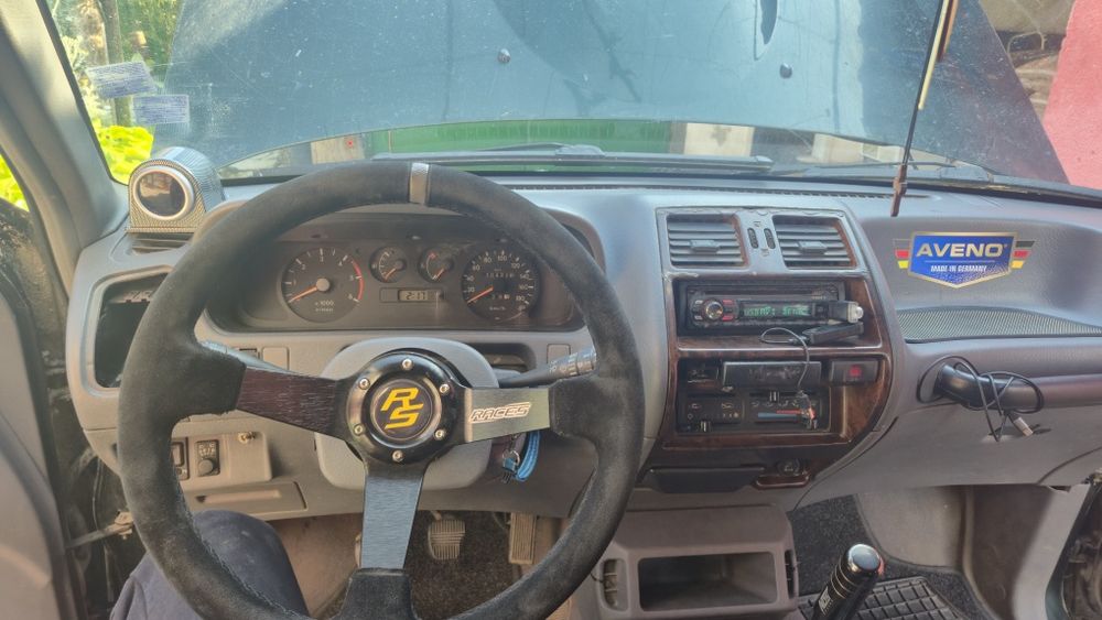 Nissan terrano 2 2.7tdi