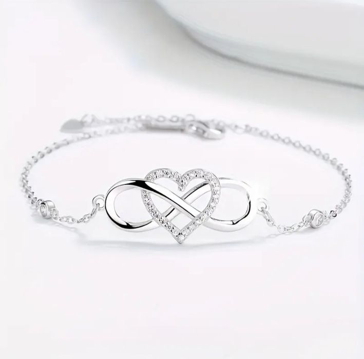 Сребърни гривни с печат 925