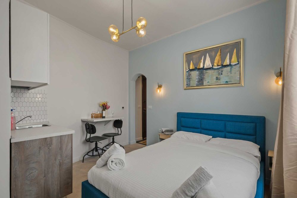 Garsoniera Unirii si Universitate