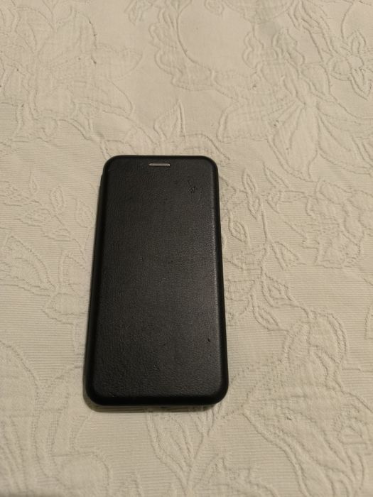 Продам смартфон Самсунг Галакси А8