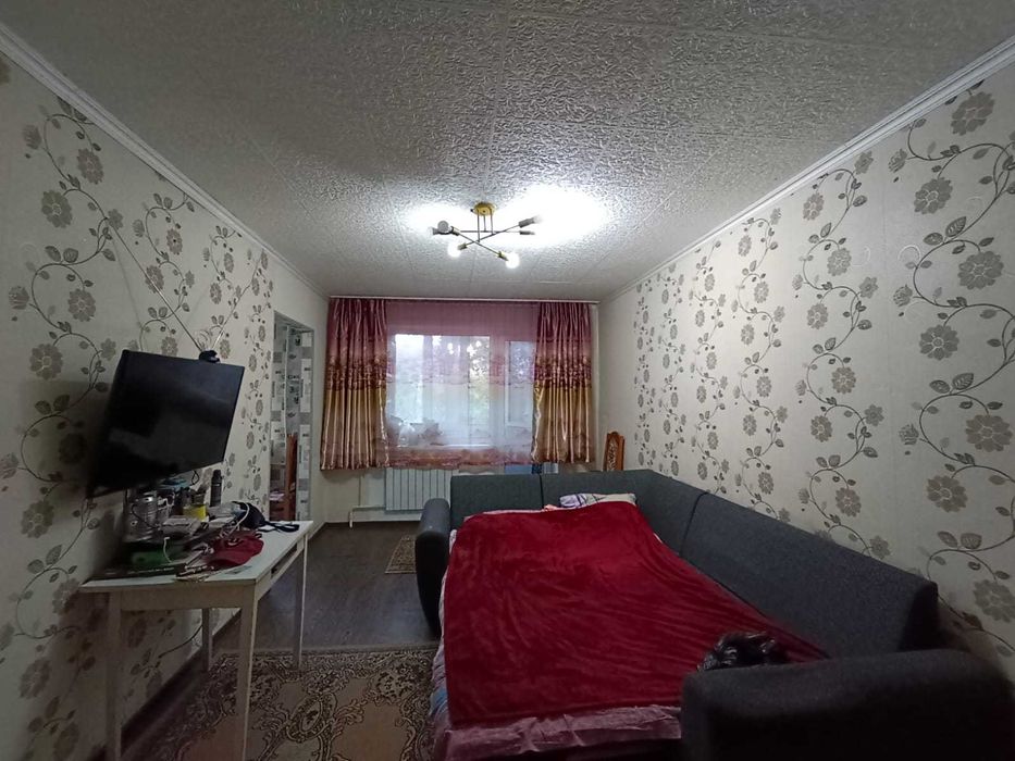 Продаю 2 комнатную квартиру, 23 микрорайон. Помогу оформить в ипотеку.