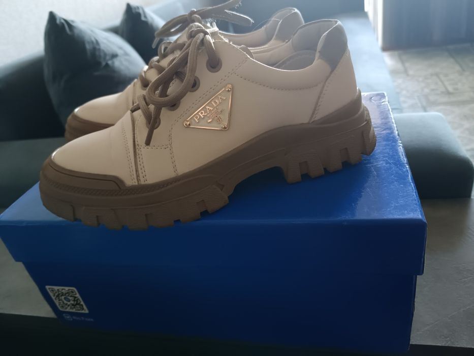 Продам детскую обувь!!