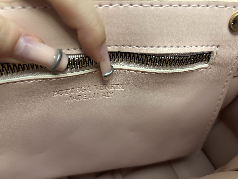 geanta Bottega Veneta