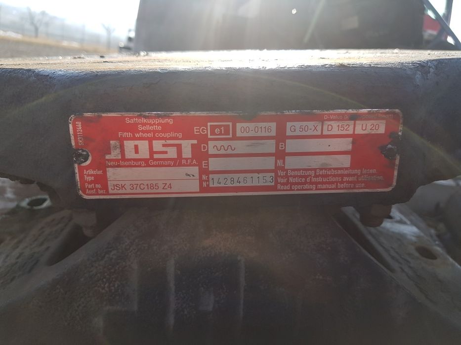 Vînd cupla (placa)Man Jost