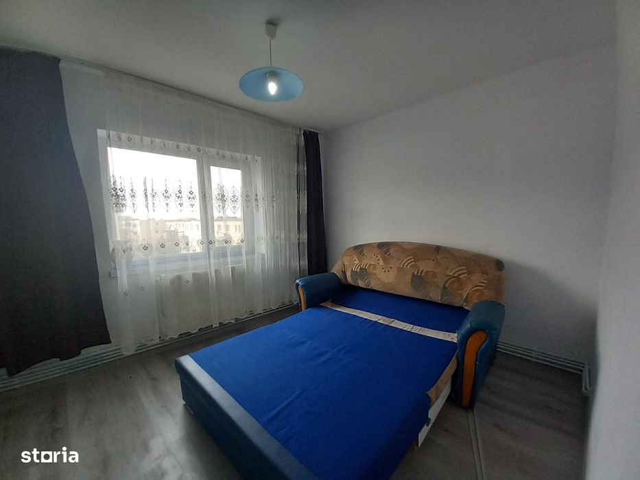 V. Tepes - intersectie cu Basarab, apartament 3 camere!!