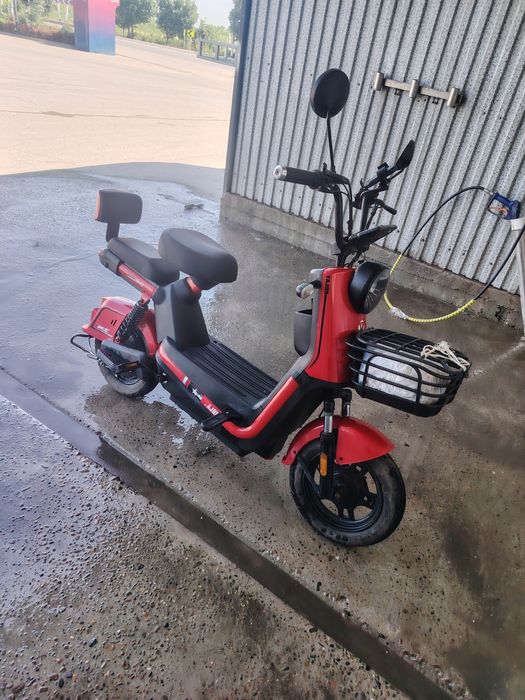 Skuter sotiladi 2025yil