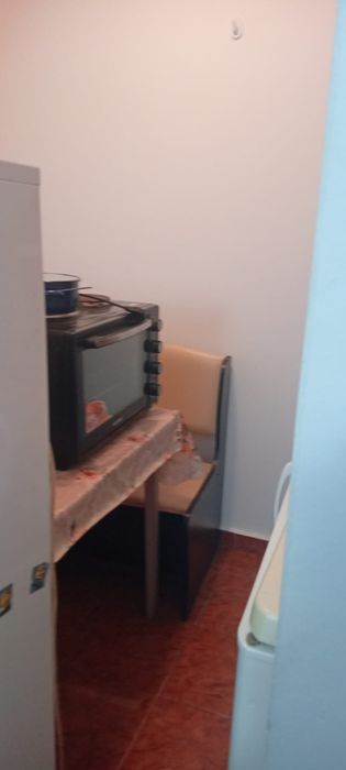 Inchiriez camera camin