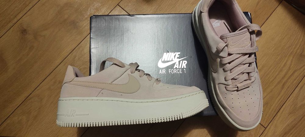 NIKE Air Force 1 Sage Low - бледорозови