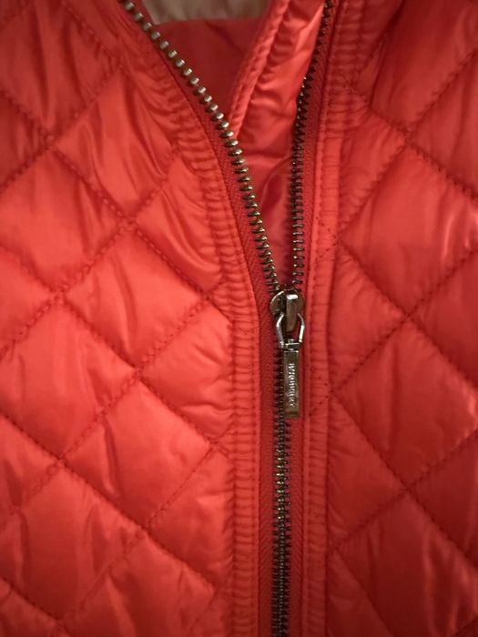 Грейка BURBERRY , нова, размер 36 S