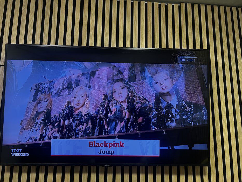 SAMSUNG 4K Smart 43”