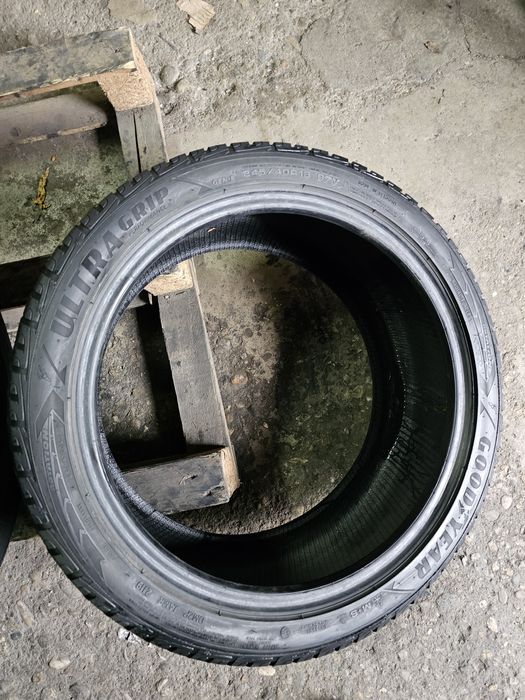 4 anvelope iarna 245 40 18 Goodyear 2019