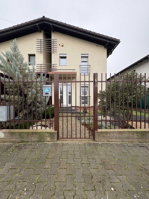 Duplex (1/2), mobilat partial, Dumbravita zona Cora, comision 0 %