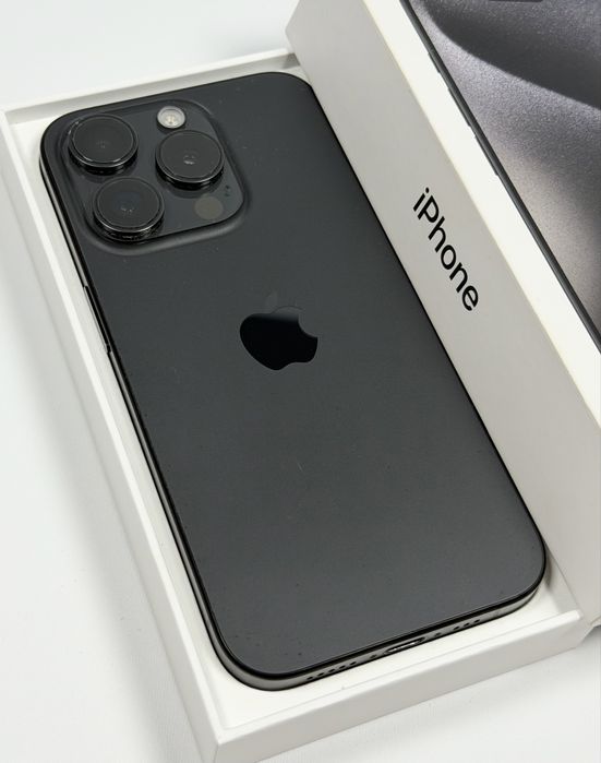 Apple iPhone 15 Pro 256GB- Black Titanium