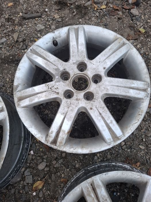 Vand 4 jante aliaj R 16 audi a4 vw passat b6