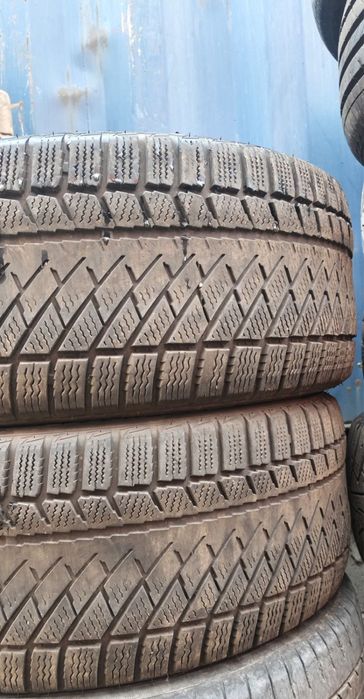 Продам покрышки R18 235/45
