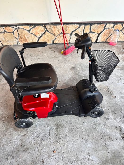 електрическа четириколка