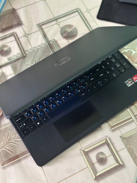 HP Laptop  — 15s-eq2022nia