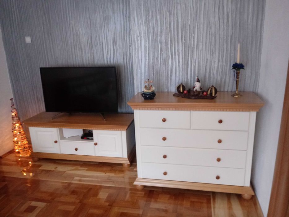 Comoda TV Romantica 3, lemn masiv