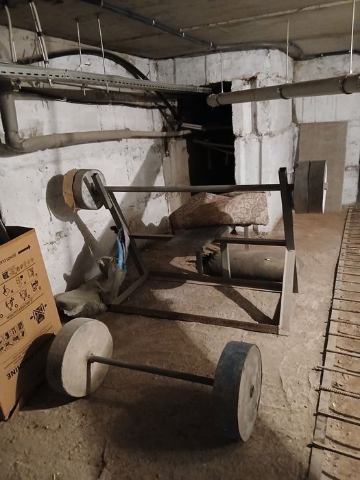 Штанка лёжа можно и стоя 2 штанка