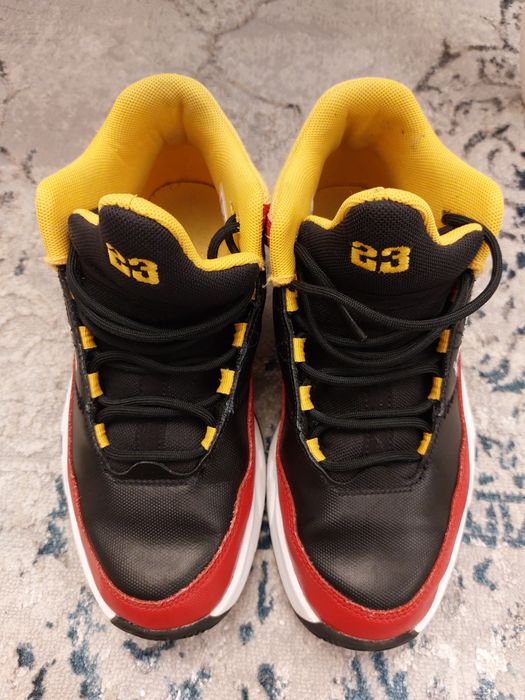 Pantofi sport JORDAN MAX AURA 3 SE-GRD BG Unisex, mărimea 37.5