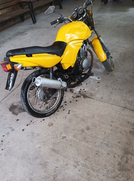 Мотоцикл Lifan зид