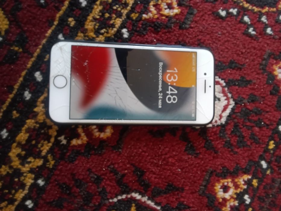 Iphone 7 sotiladi