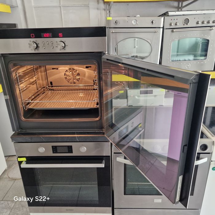 Фурна за вграждане SIEMENS