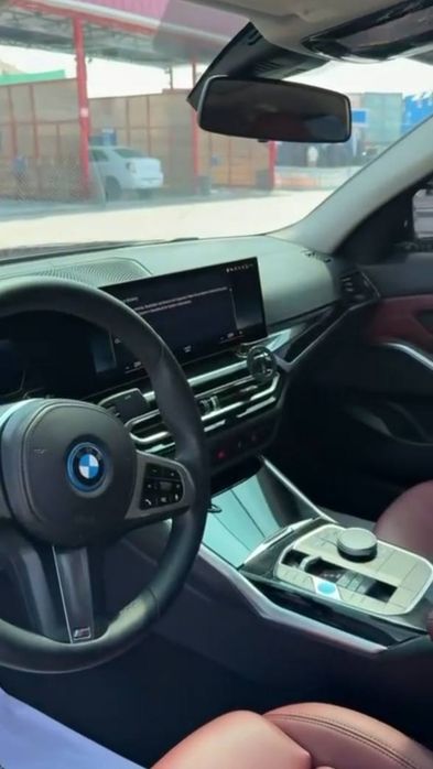 Bmw i3 35L продается
