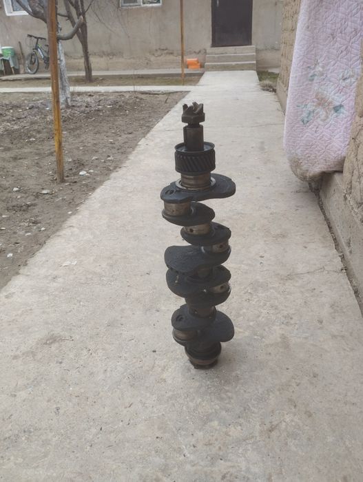 Коленвал на Газель сотка.