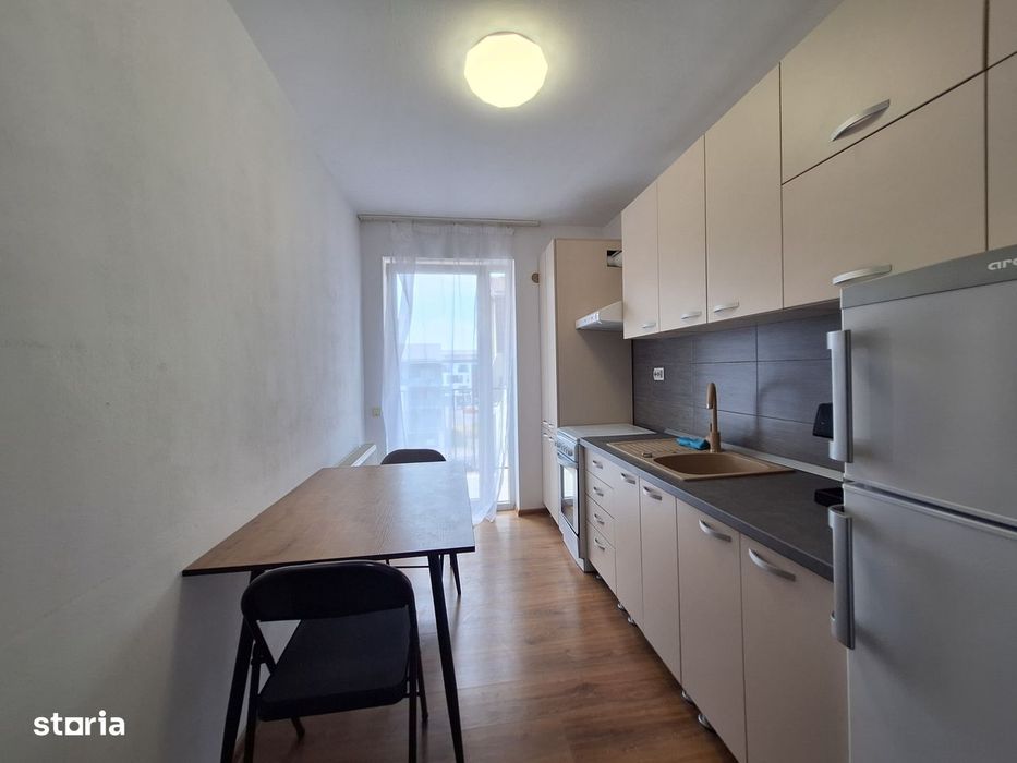 Apartament decomandat, balcon, etaj intermediar, zona Florilor — fotografia 3