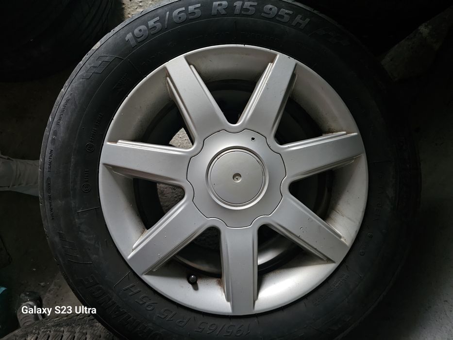 Donez anvelope Tigar 195/65/R15 - Vând set jante aliaj 15" 5x112 Seat VW Skoda Audi