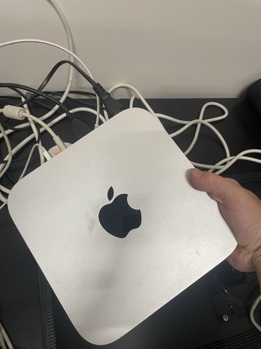 Продам mac mini 2012 года
