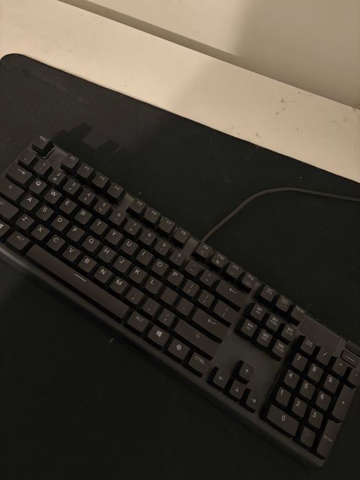 tastatura gaming steelseries apex 5 oled