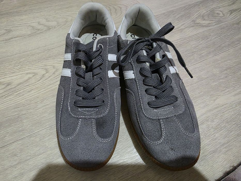 Женские кеды, кроссовки