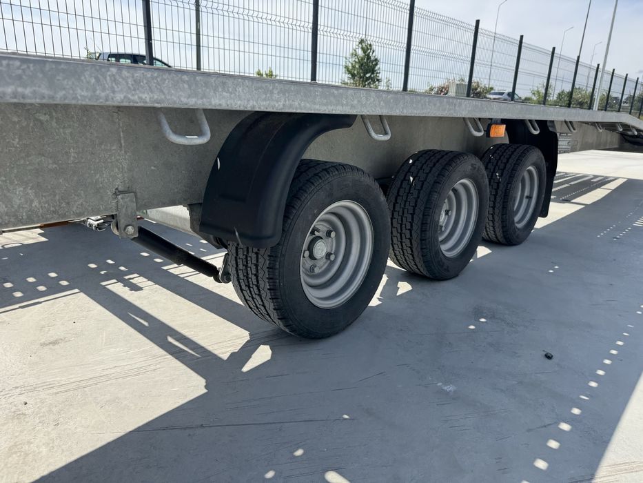 Platforma auto 3 axe 3500 kg