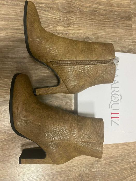 Боти на висок ток