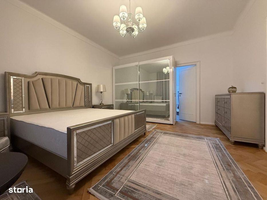 Apartament central, 3 camere  renovat complet, comision 0