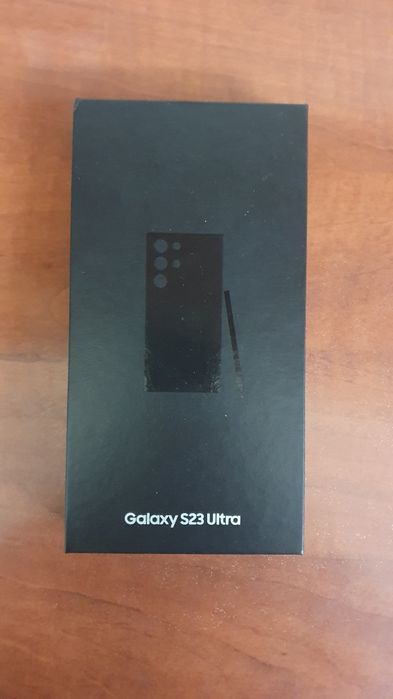 Cutie și husă S23 Ultra