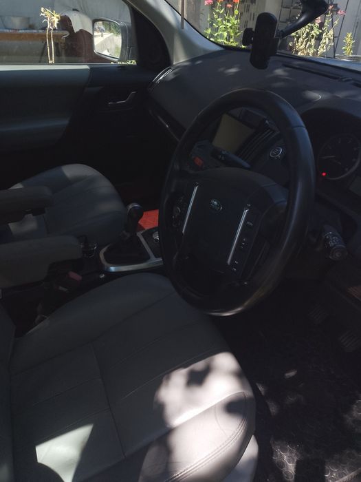 Land rover frelander 2