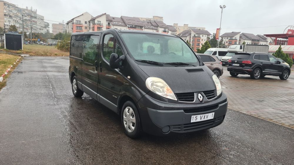 RENAULT Trafic