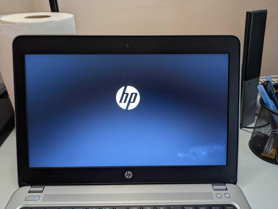Laptop HP ProBook 430 G4 - i7, SSD, 16 GB DDR4, baterie, defect cosmetic la ecran