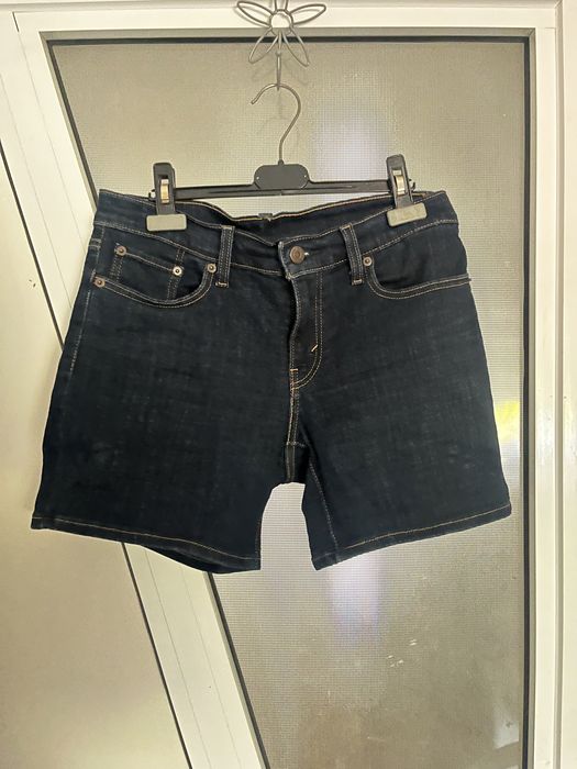 pantaloni scurti Levis