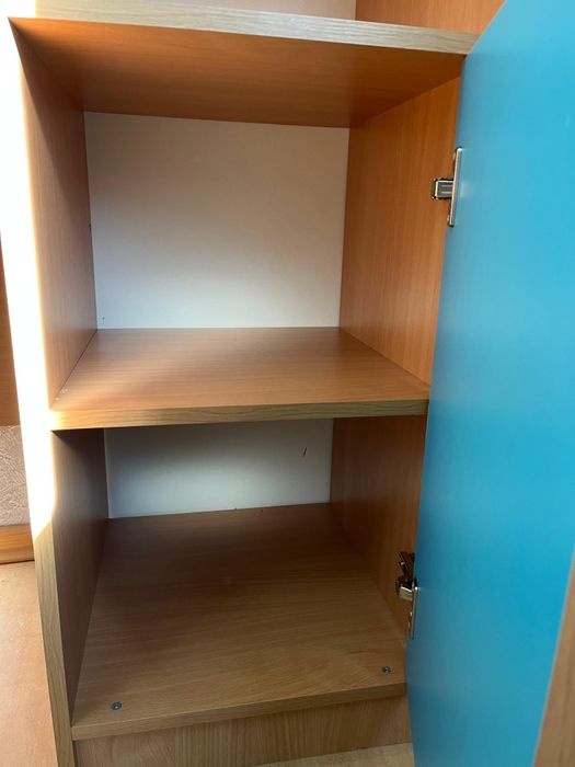 Продаю компьютерный стол