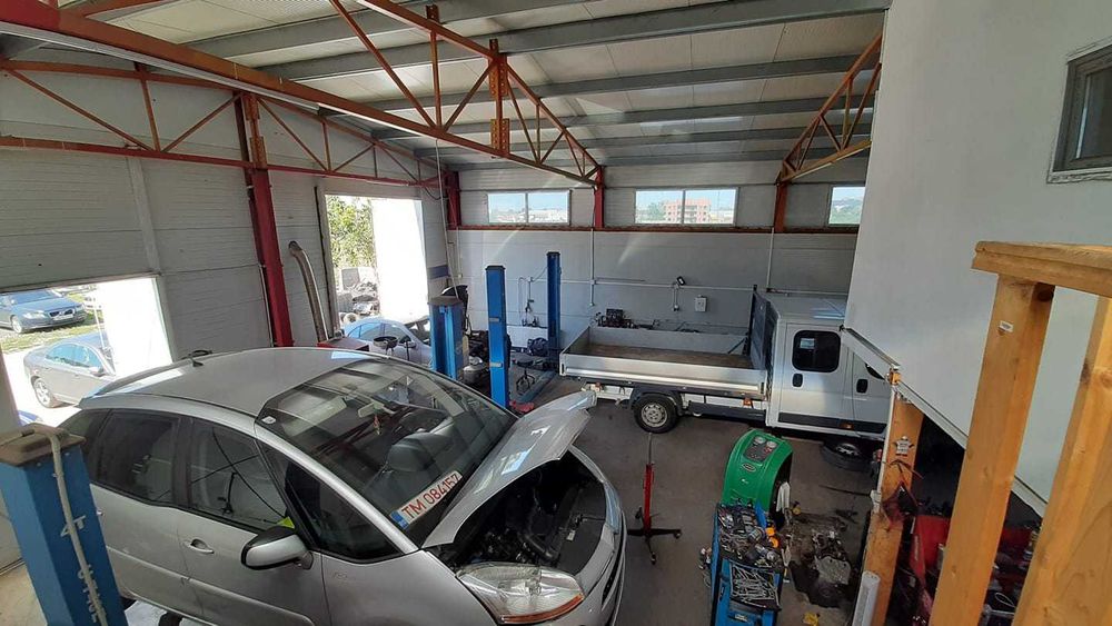 Hala - Service Auto - Birouri