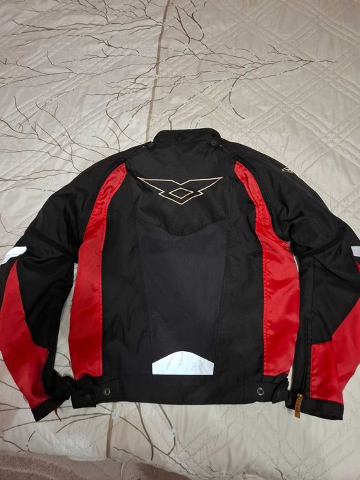 цял мото екип , 2 бр. мото панталони и яке